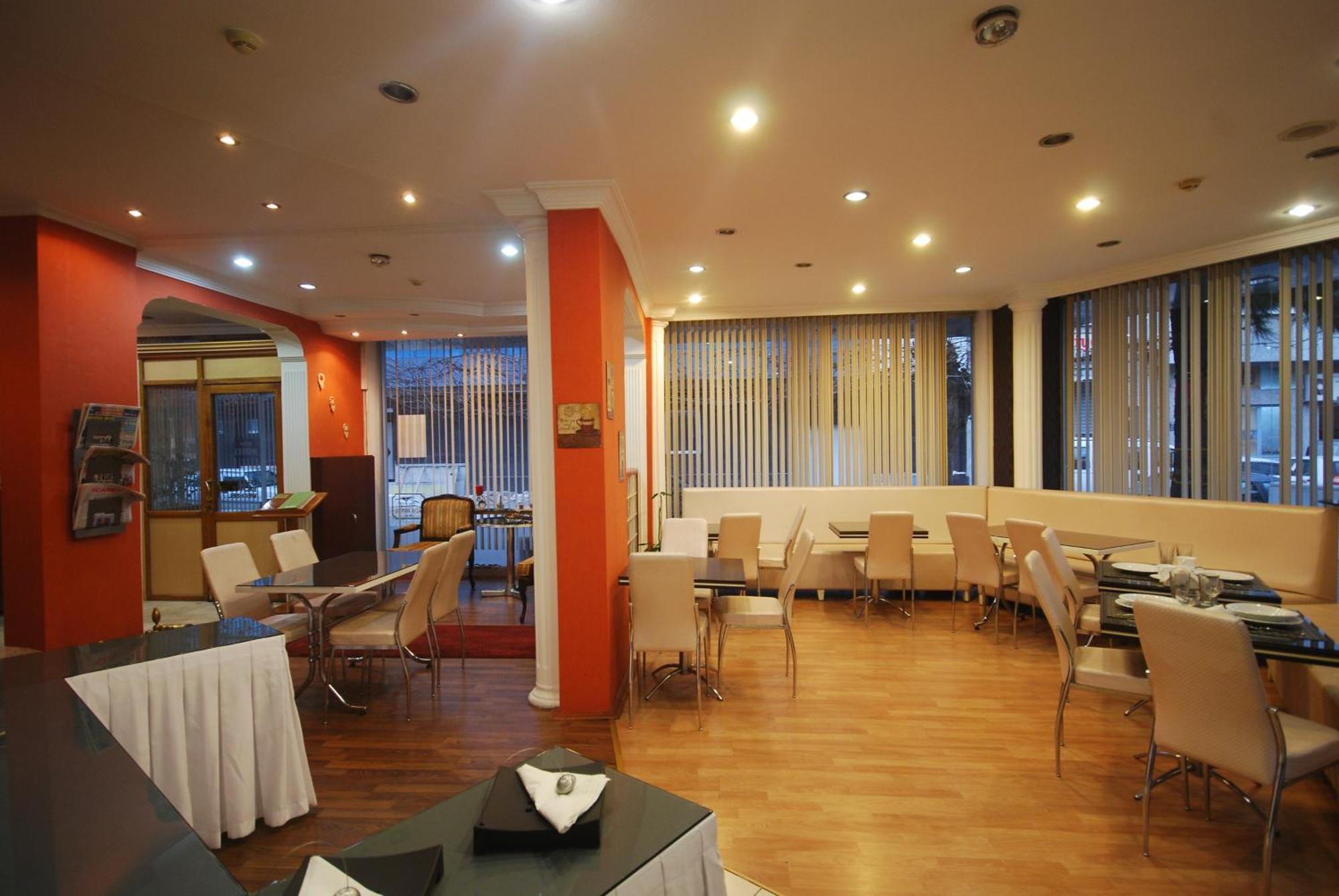 Mini hotel Izmir Bagian luar foto